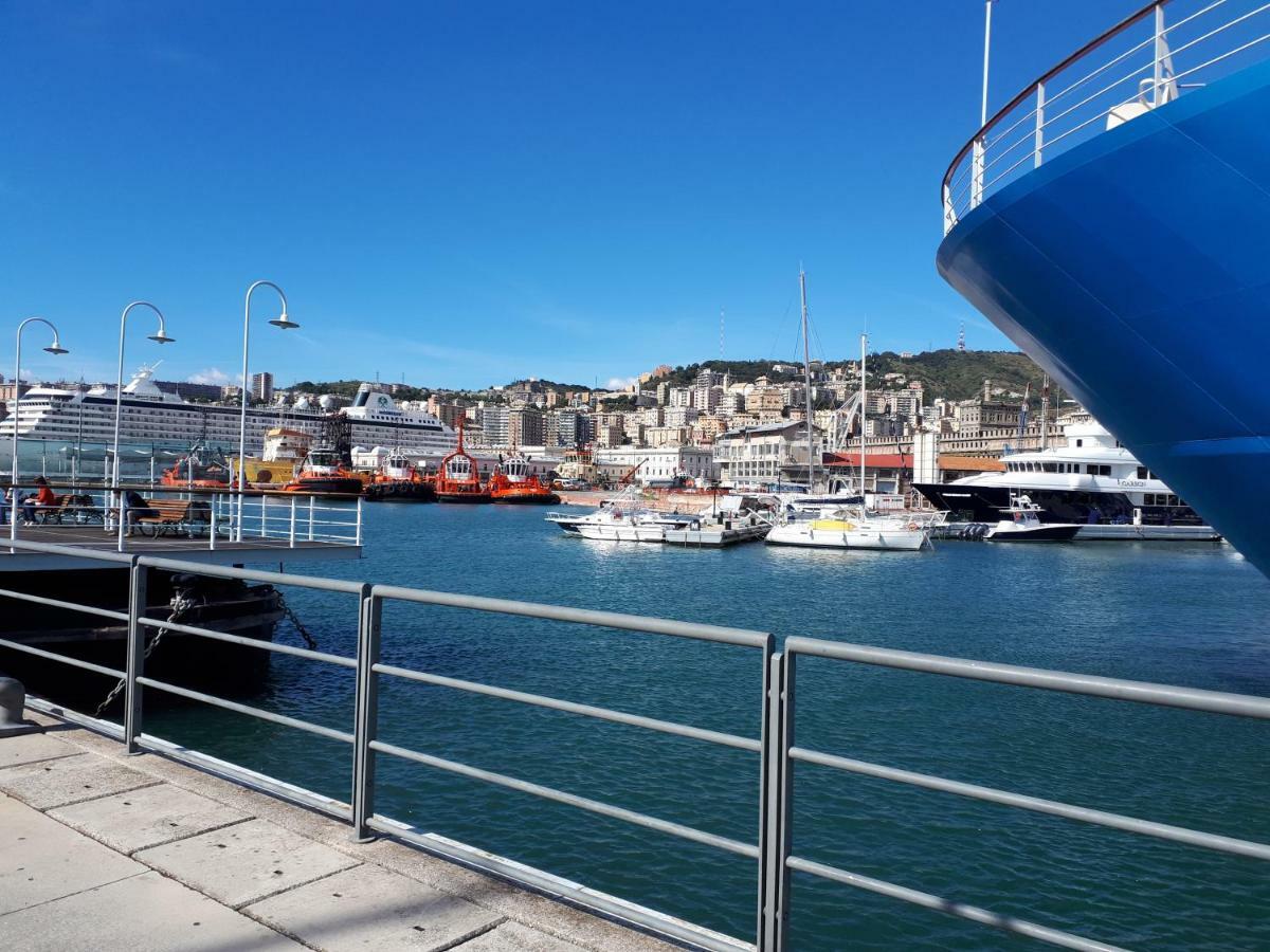 I Tetti Di Genova Grande Appartamento Esterno foto